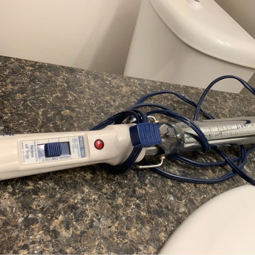 Professional Blue and White Curling Iron